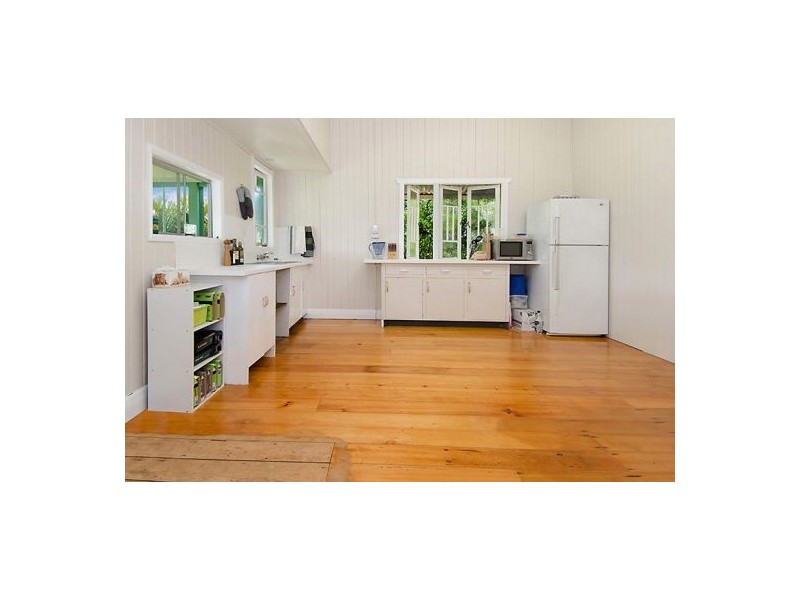 31 Yuletide St, Holland Park West QLD 4121