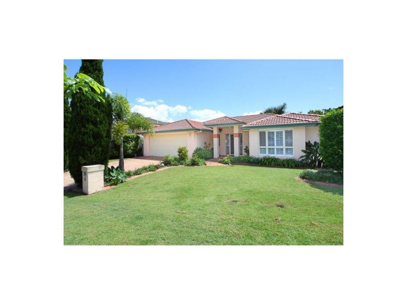 4 Kensington Close, Carindale QLD 4152