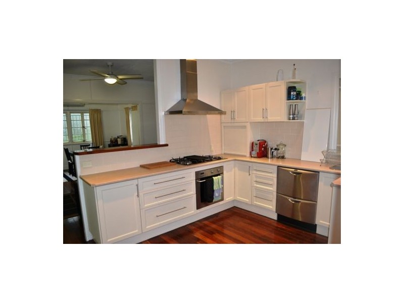 50 Marvin Street, Holland Park West QLD 4121