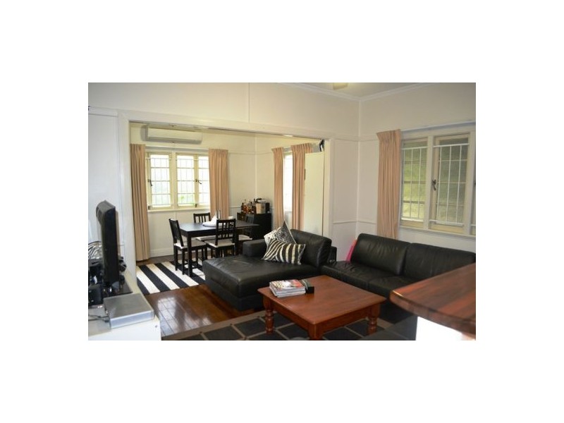 50 Marvin Street, Holland Park West QLD 4121