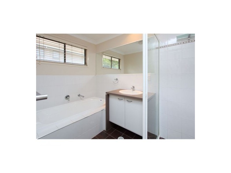 86 Tristania Way, Mount Gravatt East QLD 4122