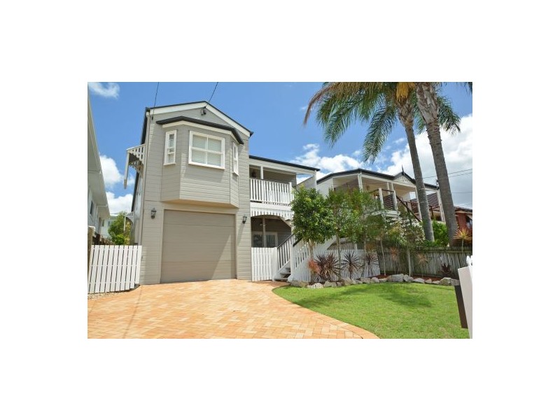 67a Raven Street, Camp Hill QLD 4152