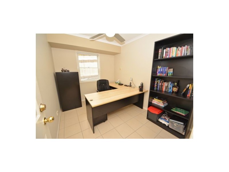 67a Raven Street, Camp Hill QLD 4152