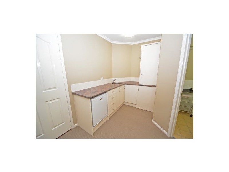 67a Raven Street, Camp Hill QLD 4152