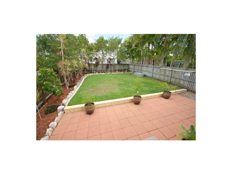 67a Raven Street, Camp Hill QLD 4152