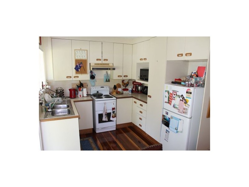 3 Donbeth Street, Wynnum West QLD 4178