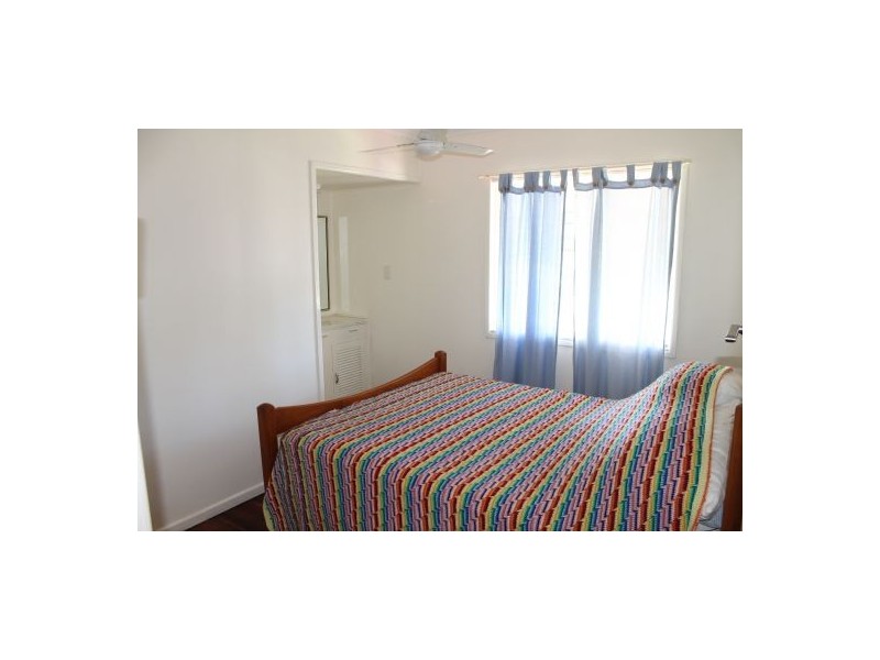 3 Donbeth Street, Wynnum West QLD 4178