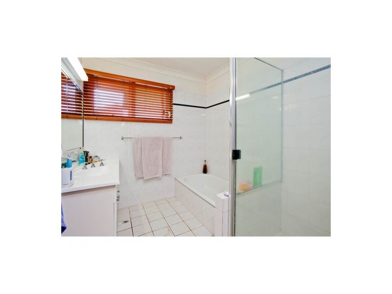 61 Fairland Street, Mount Gravatt East QLD 4122