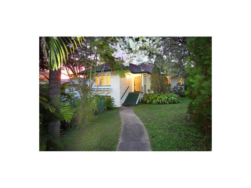 5 Glyn Street, Coorparoo QLD 4151