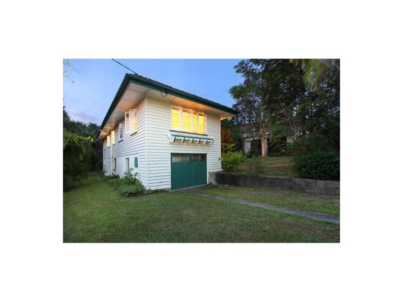 5 Glyn Street, Coorparoo QLD 4151