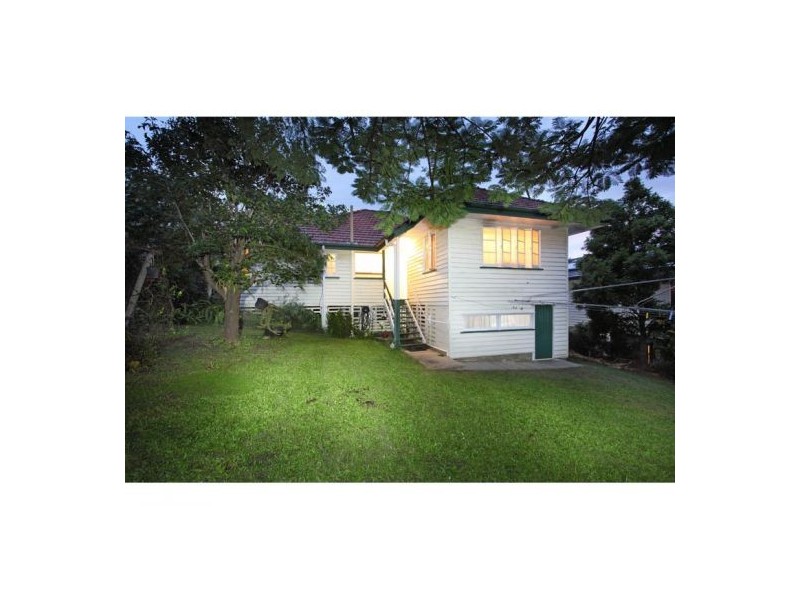 5 Glyn Street, Coorparoo QLD 4151