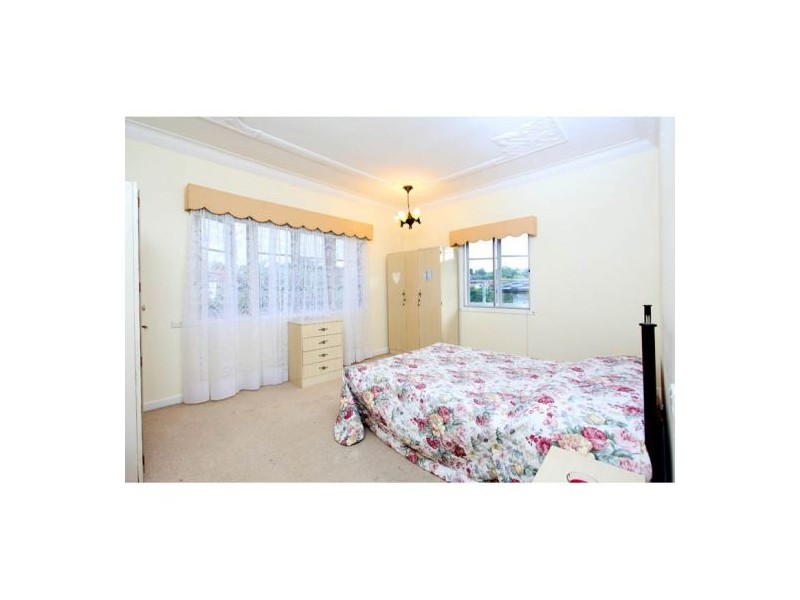 5 Glyn Street, Coorparoo QLD 4151
