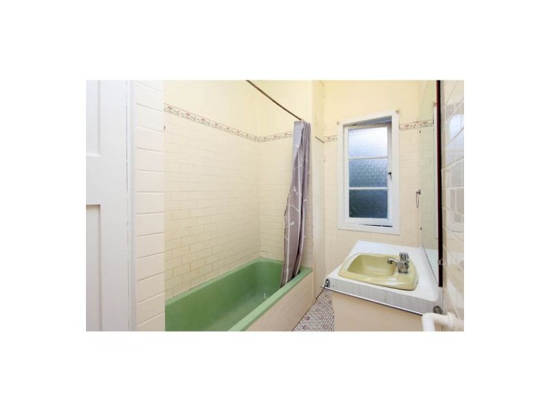 5 Glyn Street, Coorparoo QLD 4151