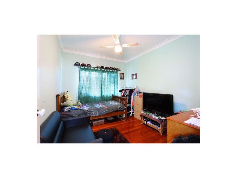 20 Tiburtina Crescent, Seven Hills QLD 4170