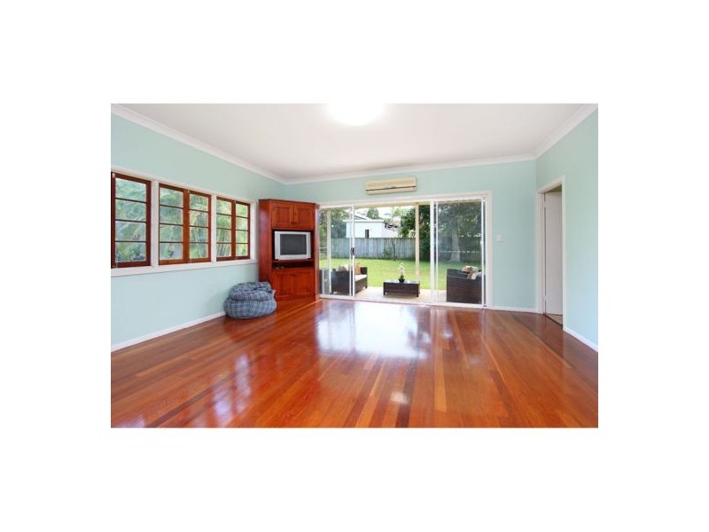 20 Tiburtina Crescent, Seven Hills QLD 4170