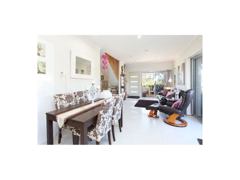 15 Ames Street, Coorparoo QLD 4151
