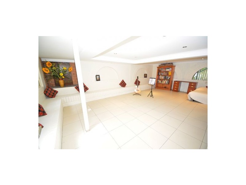 11 Verbena Street, Mount Gravatt QLD 4122