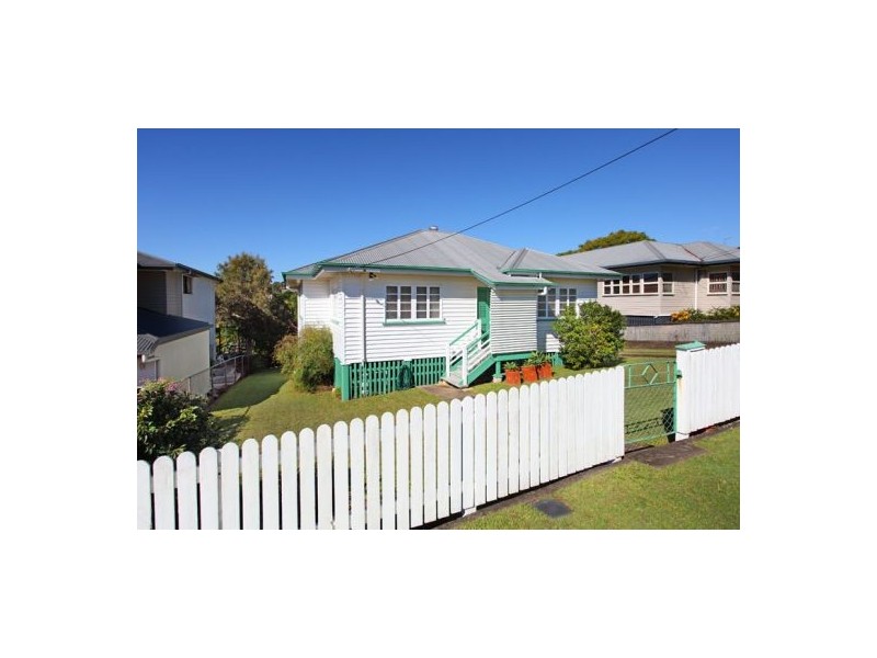 11 Fork Street, Coorparoo QLD 4151