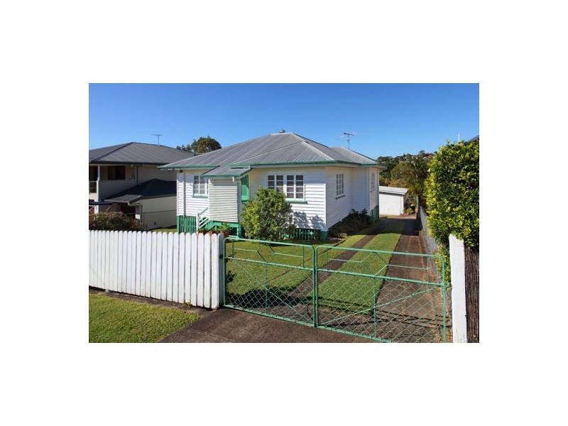 11 Fork Street, Coorparoo QLD 4151