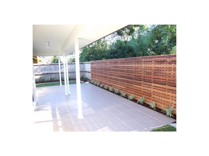 8 Nordenfeldt Road, Cannon Hill QLD 4170