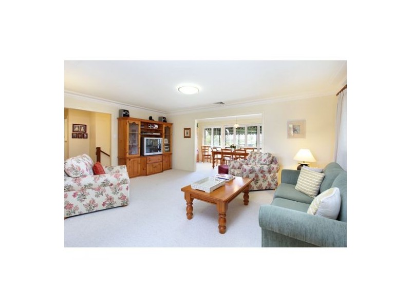 8 Bluebell Street, Mansfield QLD 4122