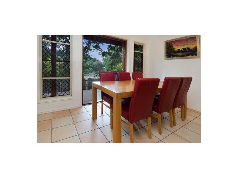 8/37 Birdwood Rd, Holland Park West QLD 4121