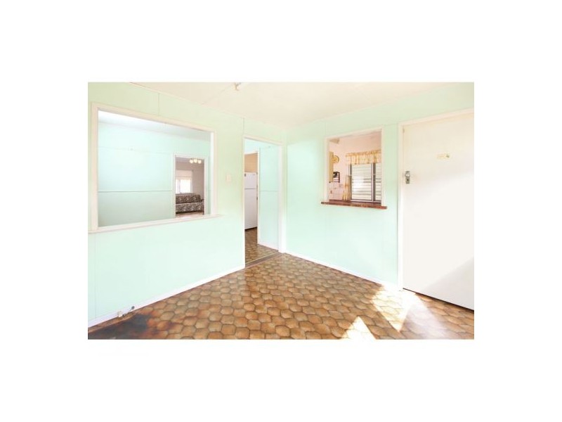 38 Elgar Street, Holland Park QLD 4121