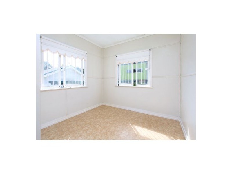 38 Elgar Street, Holland Park QLD 4121