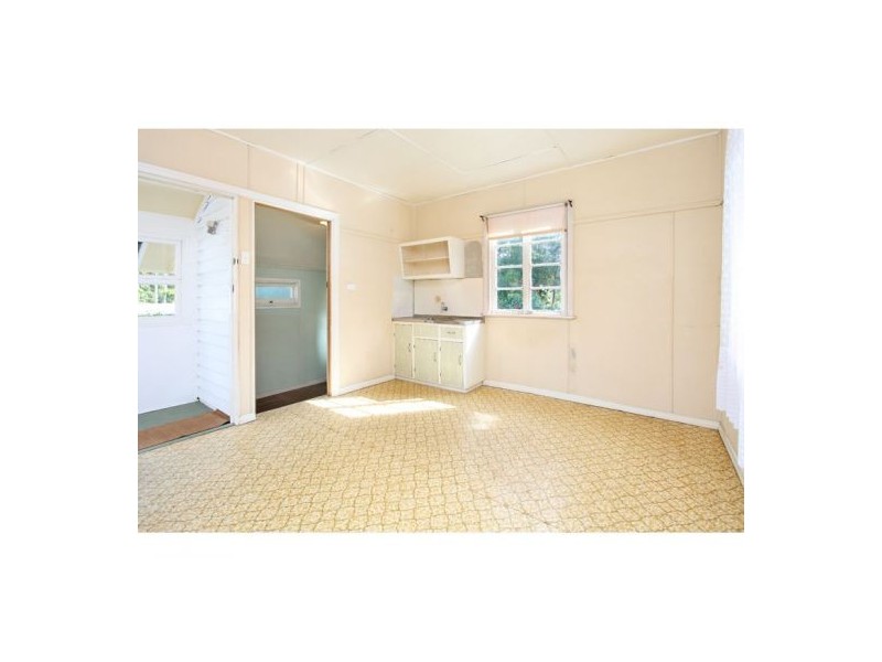 38 Elgar Street, Holland Park QLD 4121