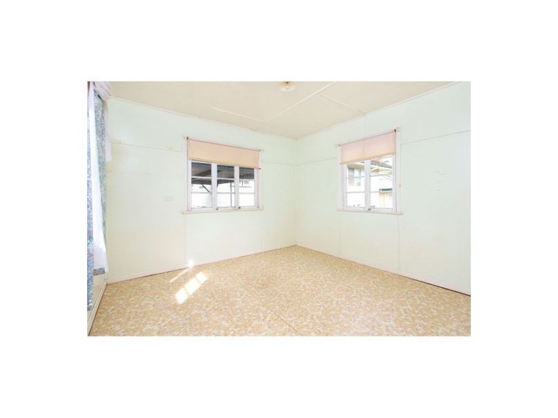 38 Elgar Street, Holland Park QLD 4121