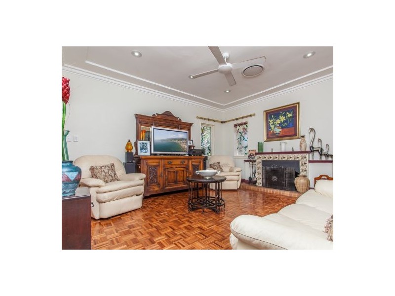 23 Mars Street, Coorparoo QLD 4151
