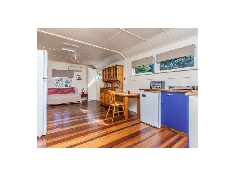 23 Mars Street, Coorparoo QLD 4151