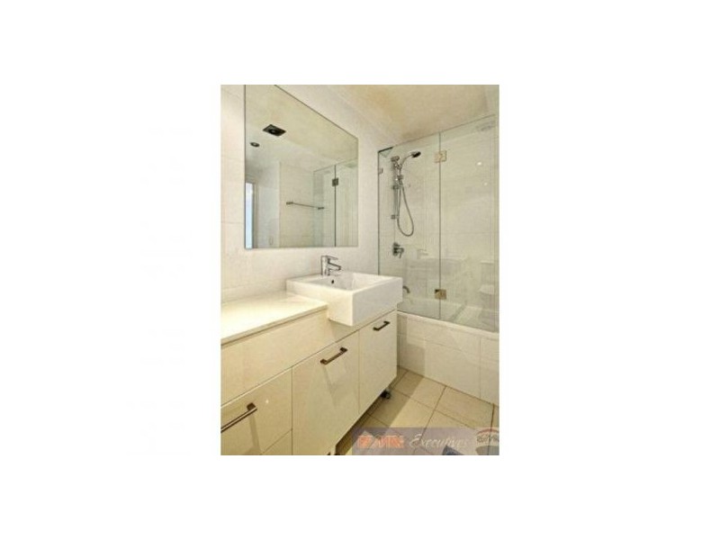 62 Arthur Street, Fortitude Valley QLD 4006
