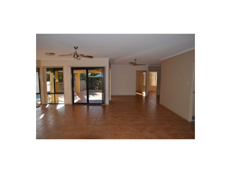 8 Pintail Street, North Lakes QLD 4509