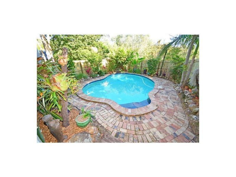 14 Carloch Street, Holland Park West QLD 4121