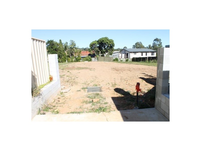 9 Rolle Street, Holland Park West QLD 4121