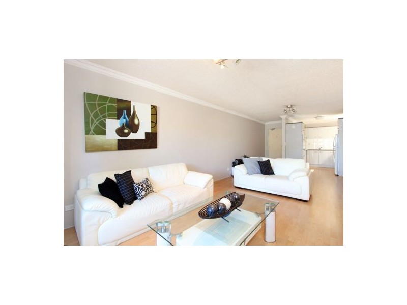 4/31 Crown Street, Holland Park QLD 4121