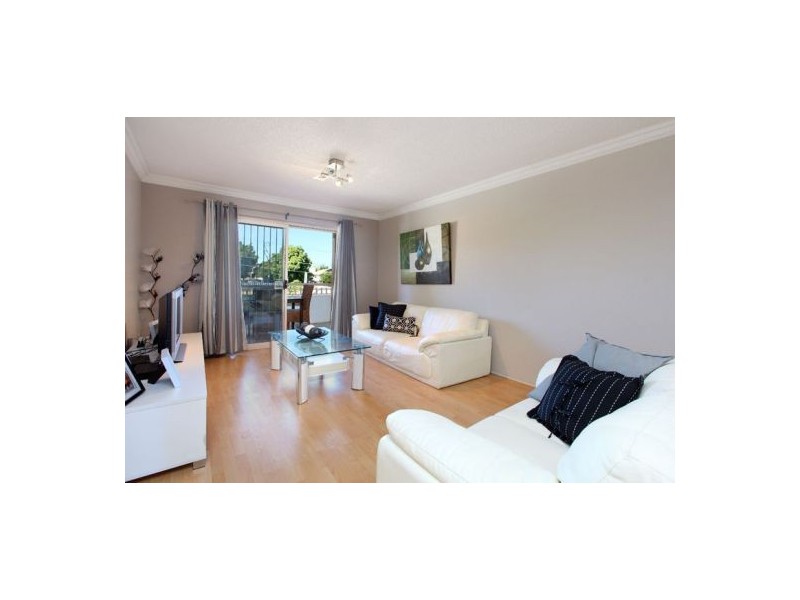 4/31 Crown Street, Holland Park QLD 4121