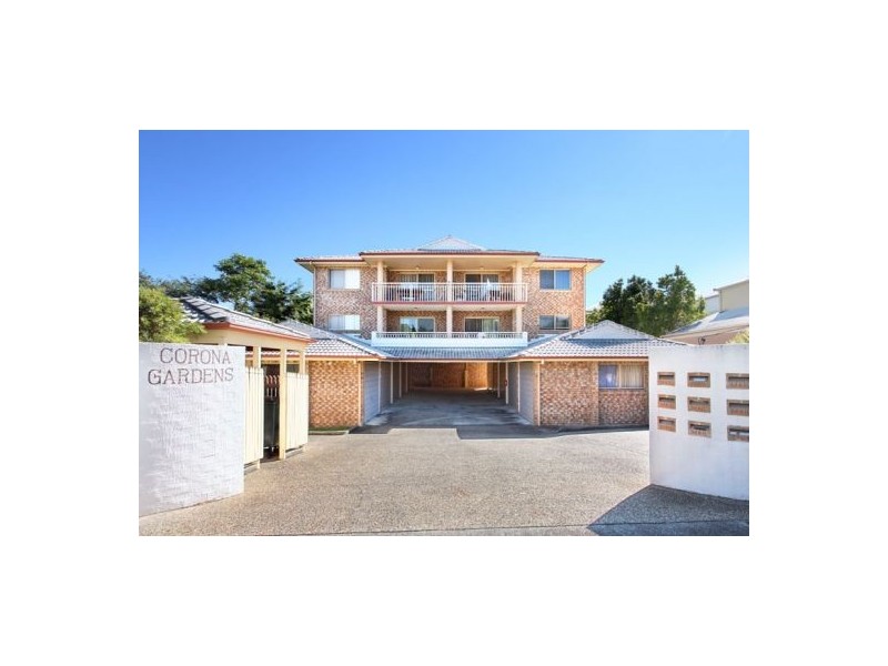 4/31 Crown Street, Holland Park QLD 4121