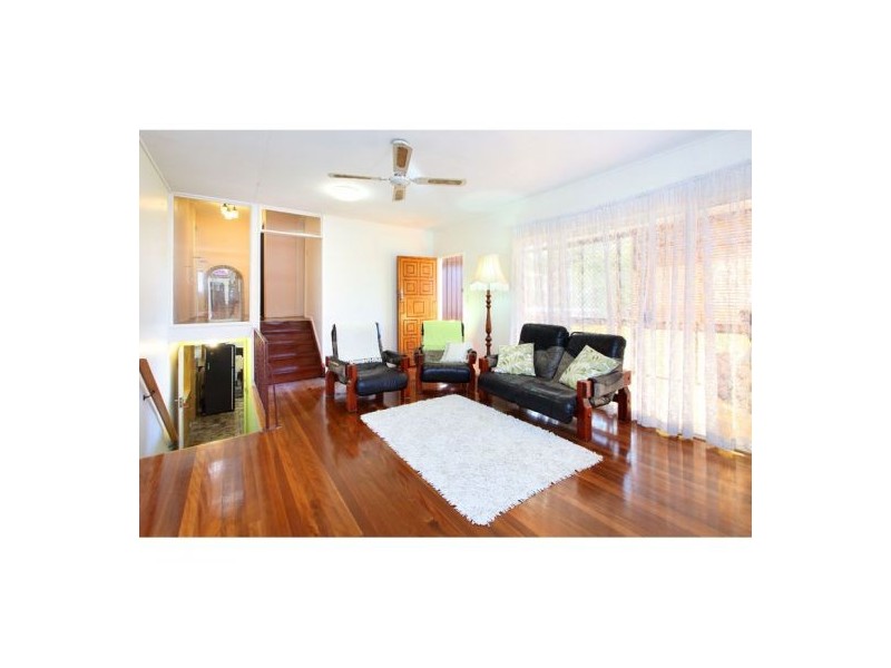 27 Bellot Street, Wishart QLD 4122