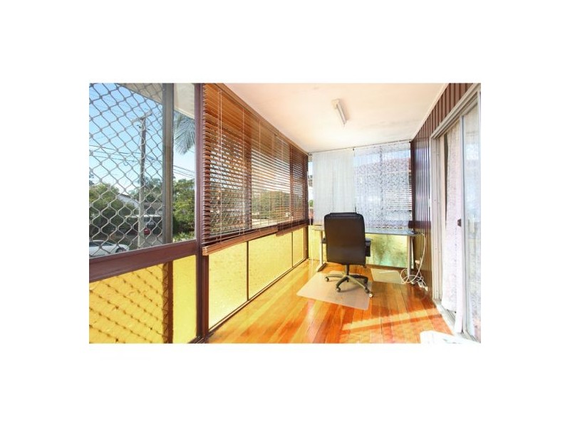 27 Bellot Street, Wishart QLD 4122