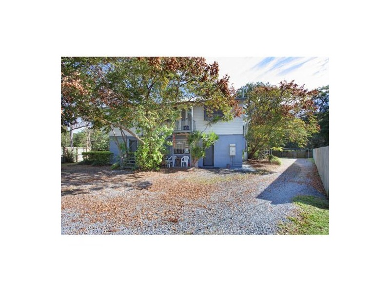 9 Woodford Street, Holland Park West QLD 4121