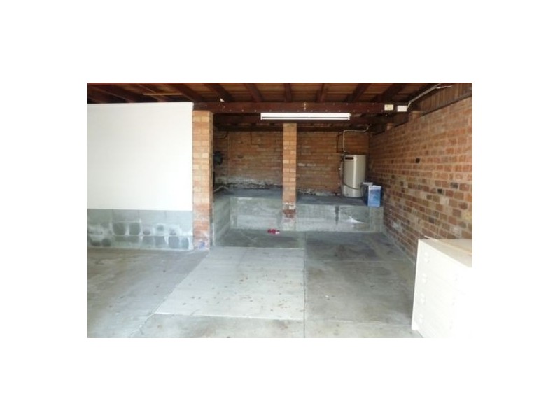 8 Brown Street, Camp Hill QLD 4152