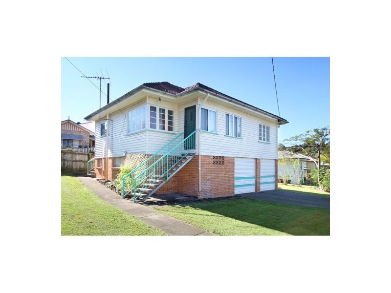 8 Tiburtina Crescent, Seven Hills QLD 4170