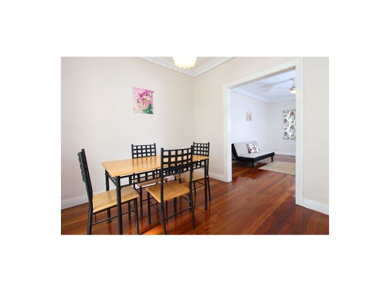 8 Tiburtina Crescent, Seven Hills QLD 4170