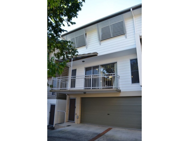 5/8 Eric Road, Holland Park QLD 4121