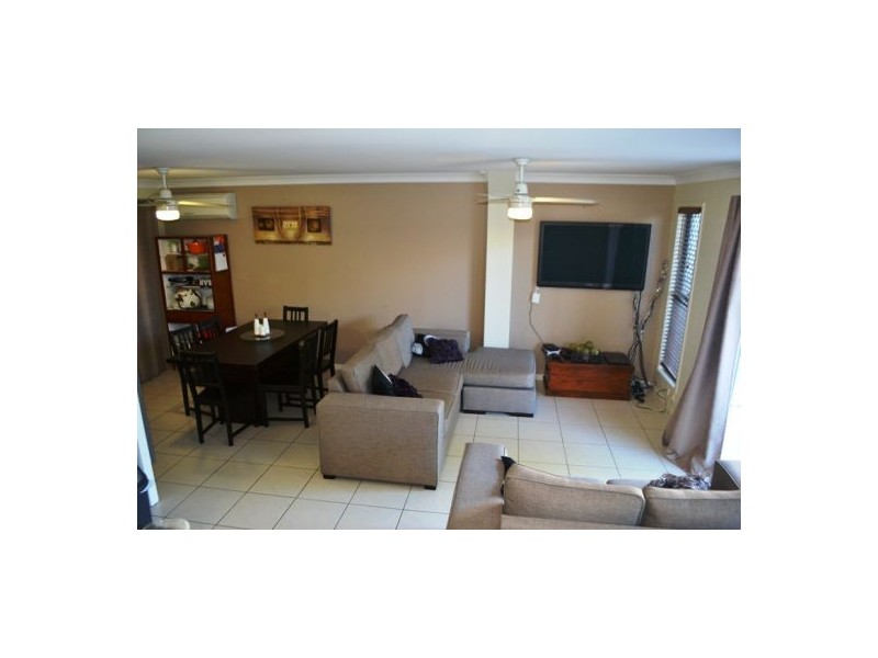 5/8 Eric Road, Holland Park QLD 4121