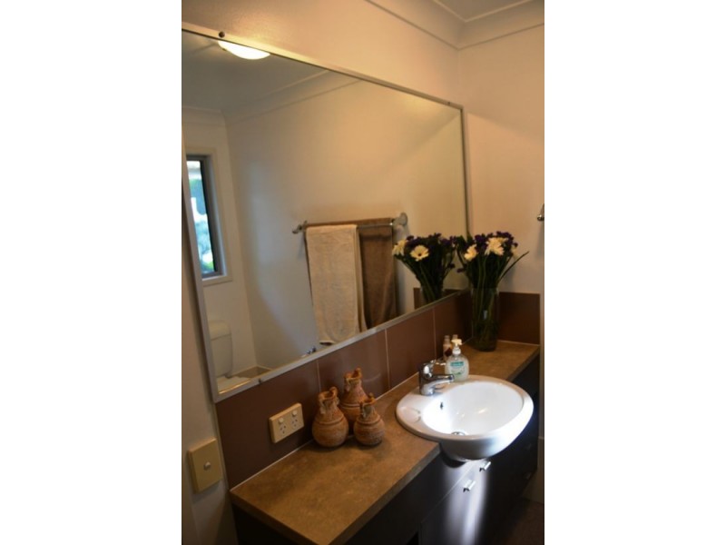 5/8 Eric Road, Holland Park QLD 4121