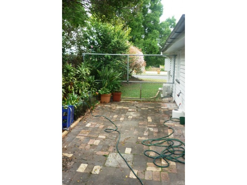 28 Mcewan Street, Carina QLD 4152