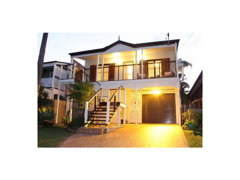 67 Raven Street, Camp Hill QLD 4152